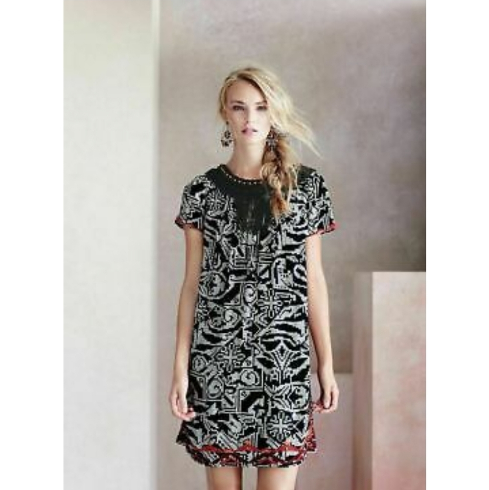 Anthropologie Floreat Abelia Shift Dress XS Black